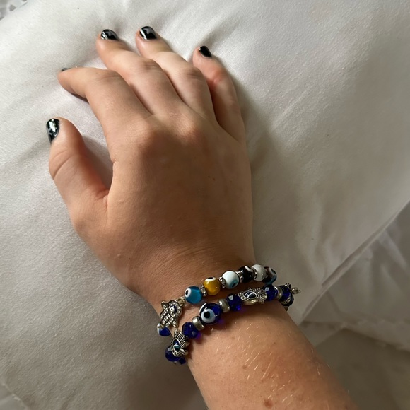 Set of beaded bracelets - Picture 3 of 5